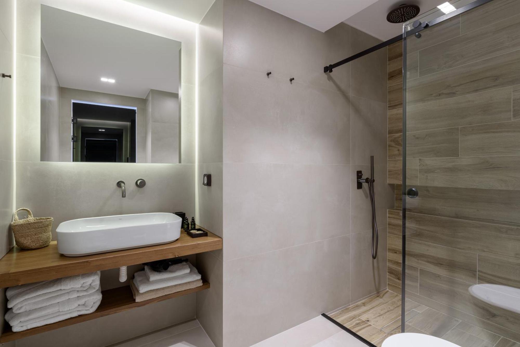 Central Sunny Loft With Plunge Pool Афины Экстерьер фото